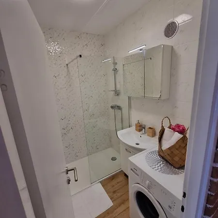 Babylu Apartament *