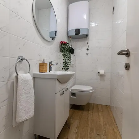 Babylu Apartment